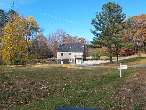 2nd image of 29686 Birch Cir