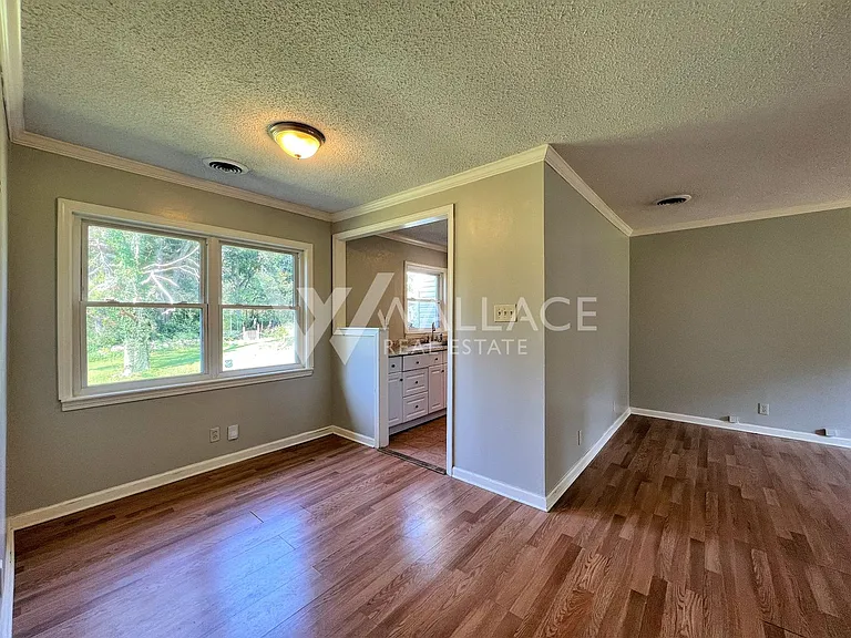 4807 Seminole Rd — Photo 4