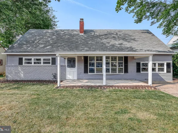 1505 Continental Rd, York, PA 17404