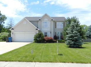 35032 Clear Creek Dr, North Ridgeville, OH 44039