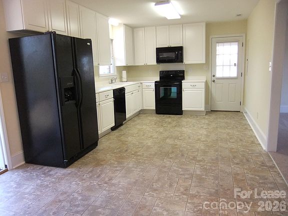 3rd image of 1459 Legion Rd