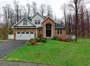 5 Rose Ridge Ct, Saratoga Springs, NY 12866