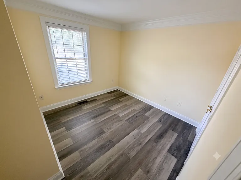 1506 Havilland Pl — Photo 7