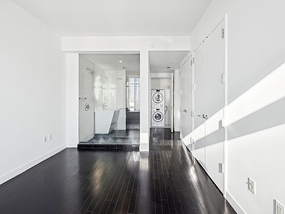 5th image of 123 Washington St APT 47E