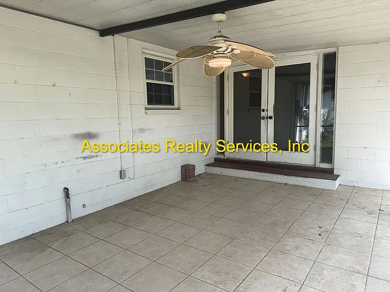 4521 NW 20th Pl — Photo 31