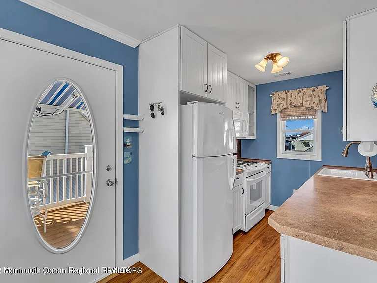 12 Inlet Dr — Photo 10