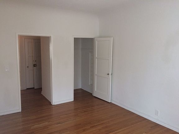 3rd image of 4269 Garthwaite Ave