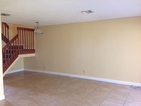 4th image of 5806 NW 57th Ave