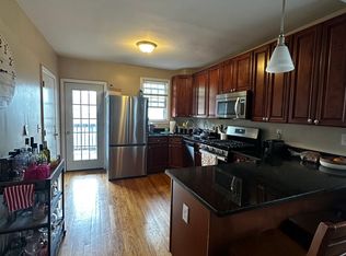 319 W 4th St APT 2, Boston, MA 02127