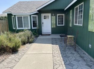 820 NW Redwood Pl, Redmond, OR 97756