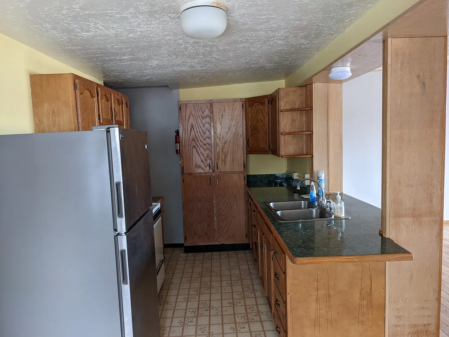 105 Auburn Rd. — Photo 4