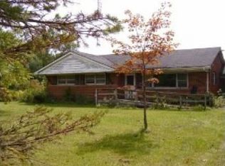 43557 Willow Rd, Belleville, MI 48111