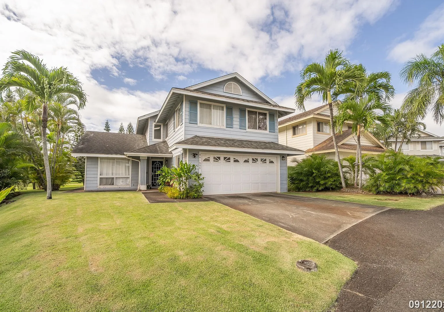 Fully Furnished 4br/2.5ba/2-Car Garage/Golf Course Location In Waikele — Photo 2