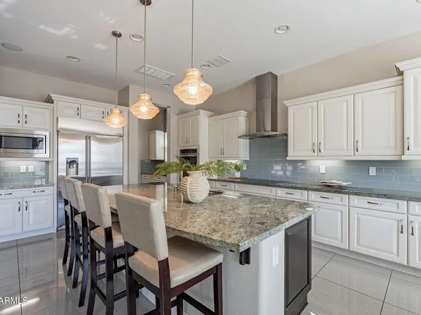4267 E WEATHER VANE Road, Gilbert, AZ 85296