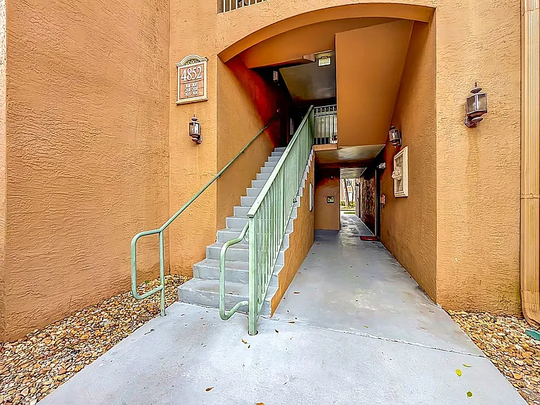 4852 N State Rd #3103 — Photo 20