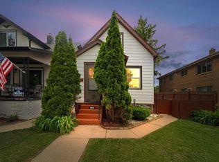 2068 S 68th St, West Allis, WI 53219