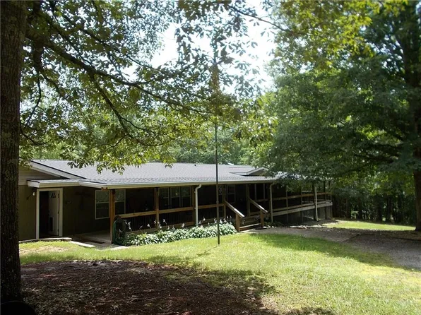 416 Old Jones Rd, Whitesburg, GA 30185