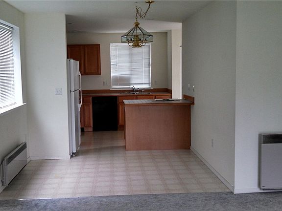 4th image of 1104 9th Ave SE