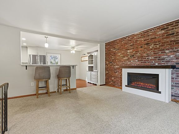 5th image of 503 Greenwood Drive Ext