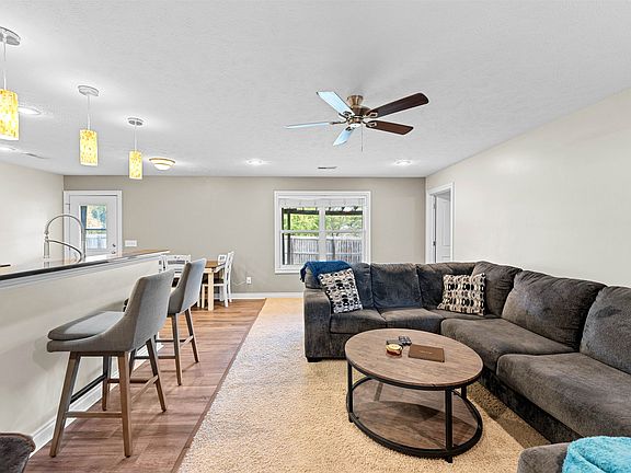 5th image of 3013 Stone Creek Ct
