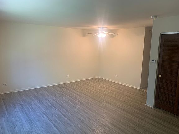 2nd image of 344 Grove Ave #201