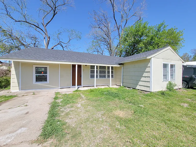 5815 Southseas St — Photo 36