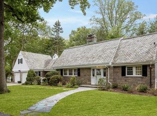 40 Wilgarth Rd, Bronxville, NY 10708
