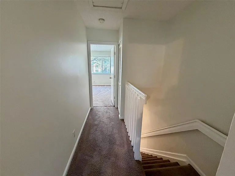 9914 NW 56th Pl — Photo 17