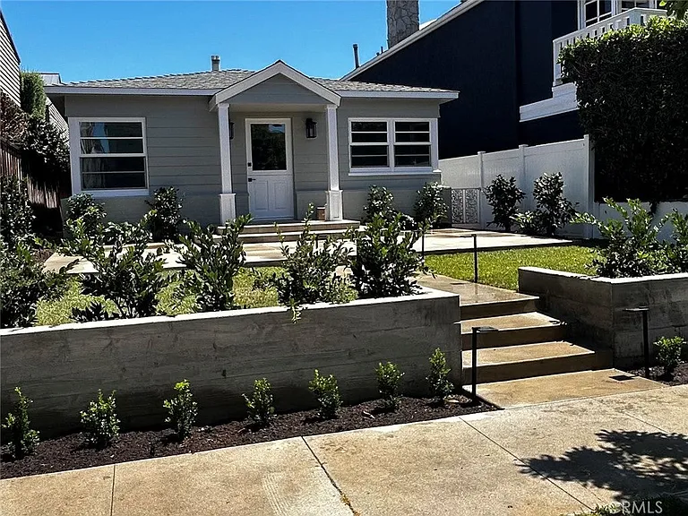 602 Begonia Ave — Photo 1