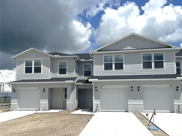 28521 Sweet Meadow Dr — Photo 1