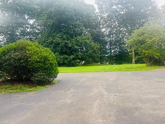 5th image of 112 Skyline Dr
