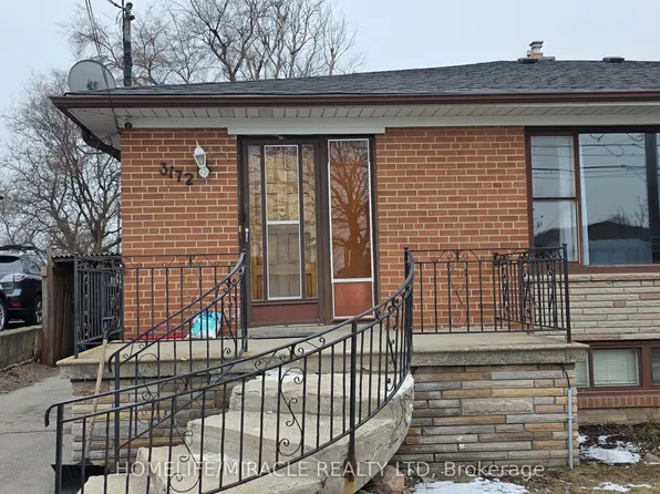 3172 Weston Rd, Toronto, ON