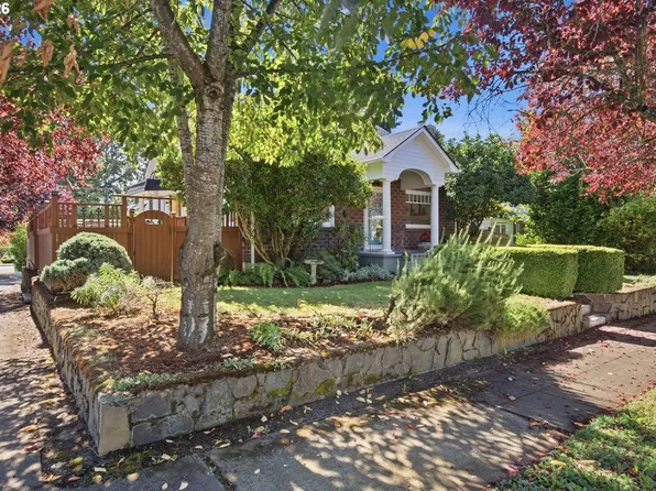 615 E 29th St, Vancouver, WA 98663