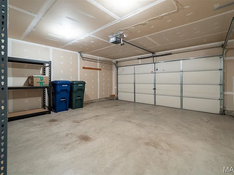 324 Savannah Ter — Photo 12