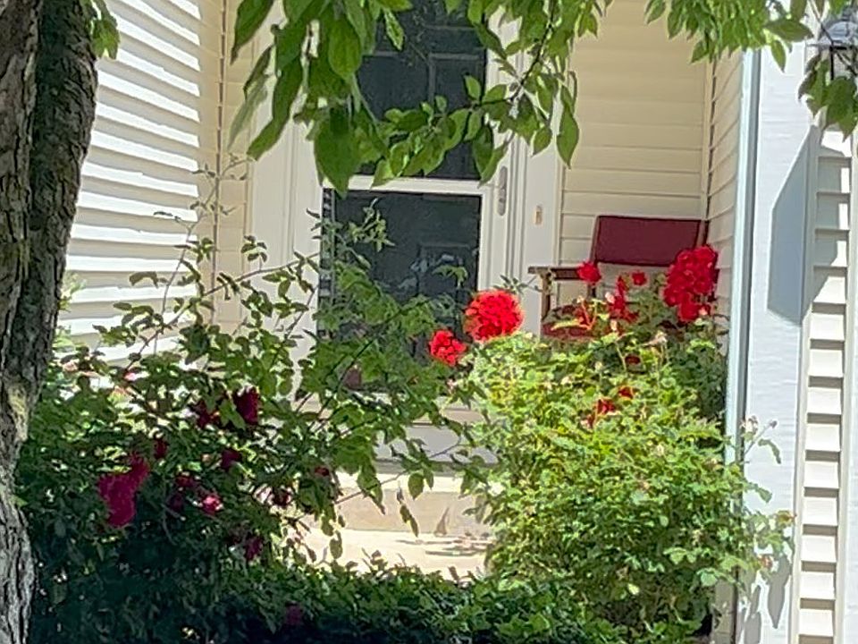 1st image of 701 Sun Chase Dr