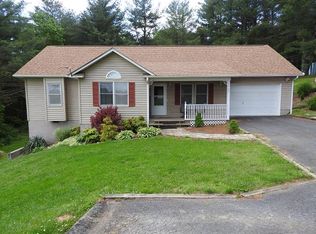1738 Fishers Gap Rd, Galax, VA 24333