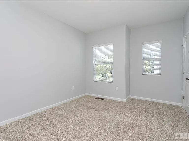 377 Durants Neck Ln — Photo 22