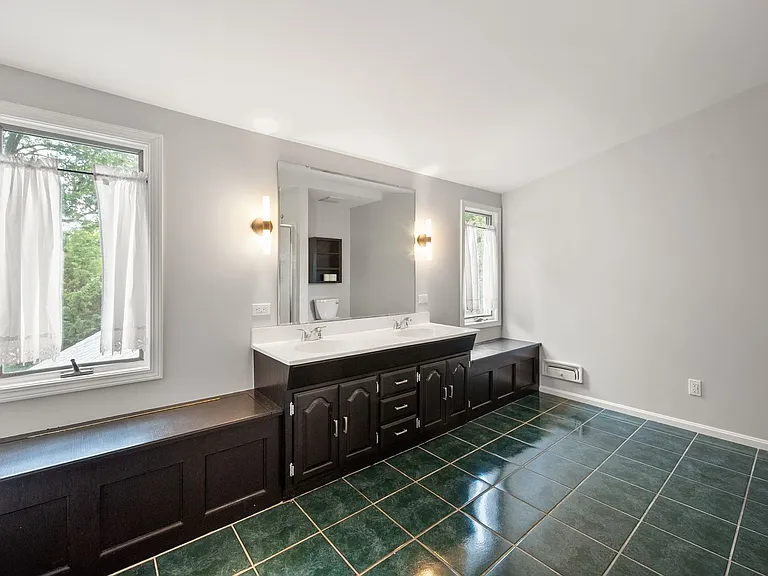 812 Beechwood Rd — Photo 21