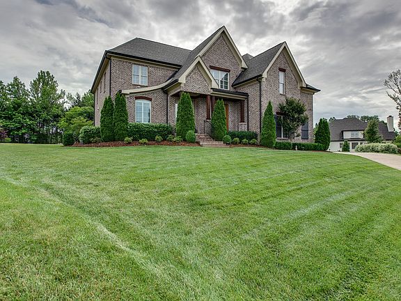 2nd image of 1420 Orchard Hill Ln