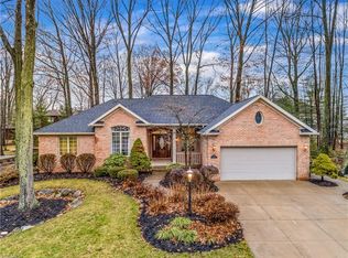 180 Shenandoah Blvd, Barberton, OH