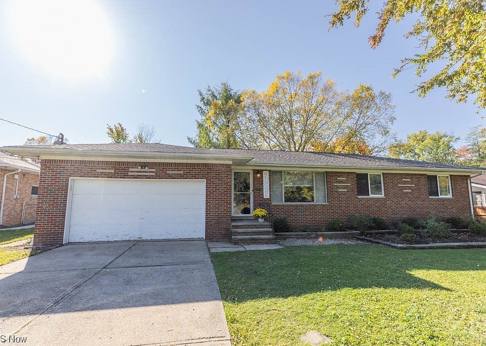 1st image of 18695 Bonnie Ln