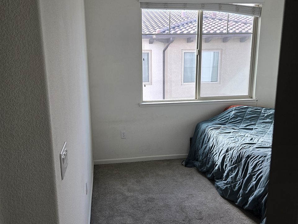 1st image of 298 Adeline Pl