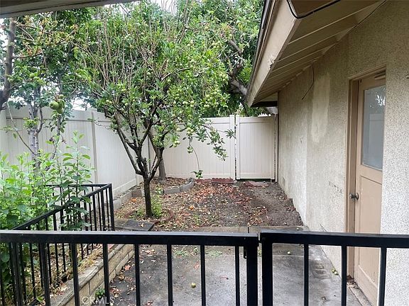 5th image of 5981 Rogers Ln