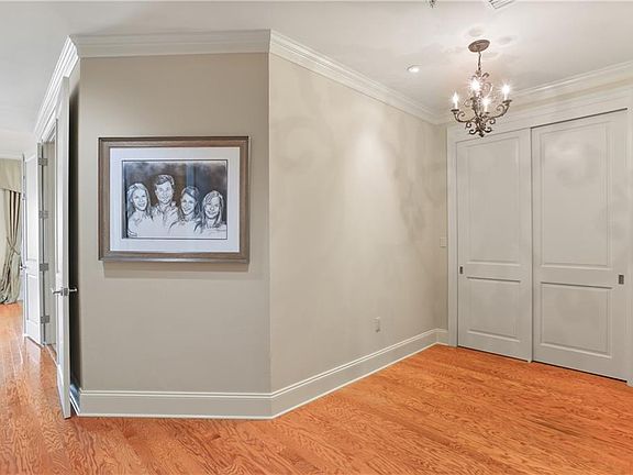 4th image of 232 Lake Marina Ave APT 9D