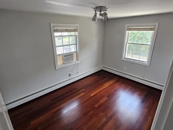 475-479 Sea St Unit 5, Quincy, MA 02169