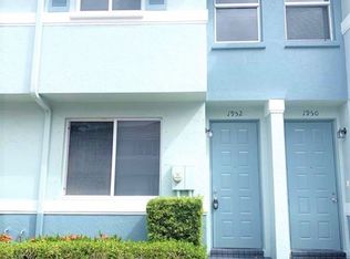 1952 Hibiscus Ln #150B, West Palm Beach, FL 33404