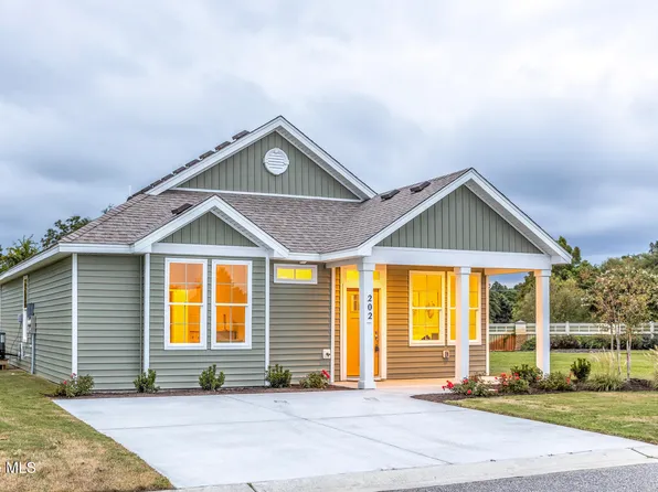 202 S Compass Drive, Grandy, NC 27939