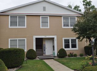 1103 Court Ln, Goshen, IN 46526