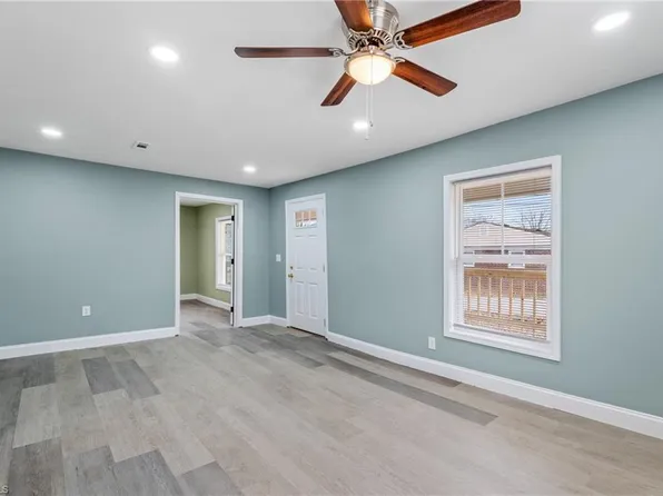 112 Foster St, Mocksville, NC 27028