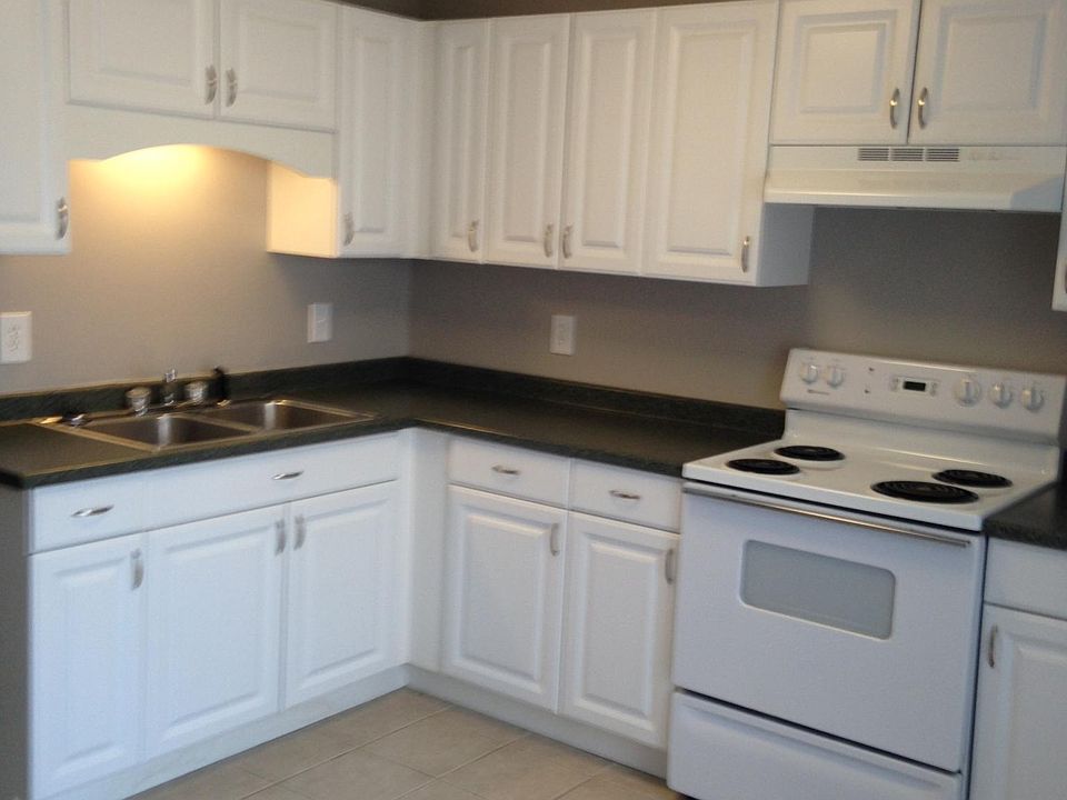 1st image of 6 Grand Ave #3